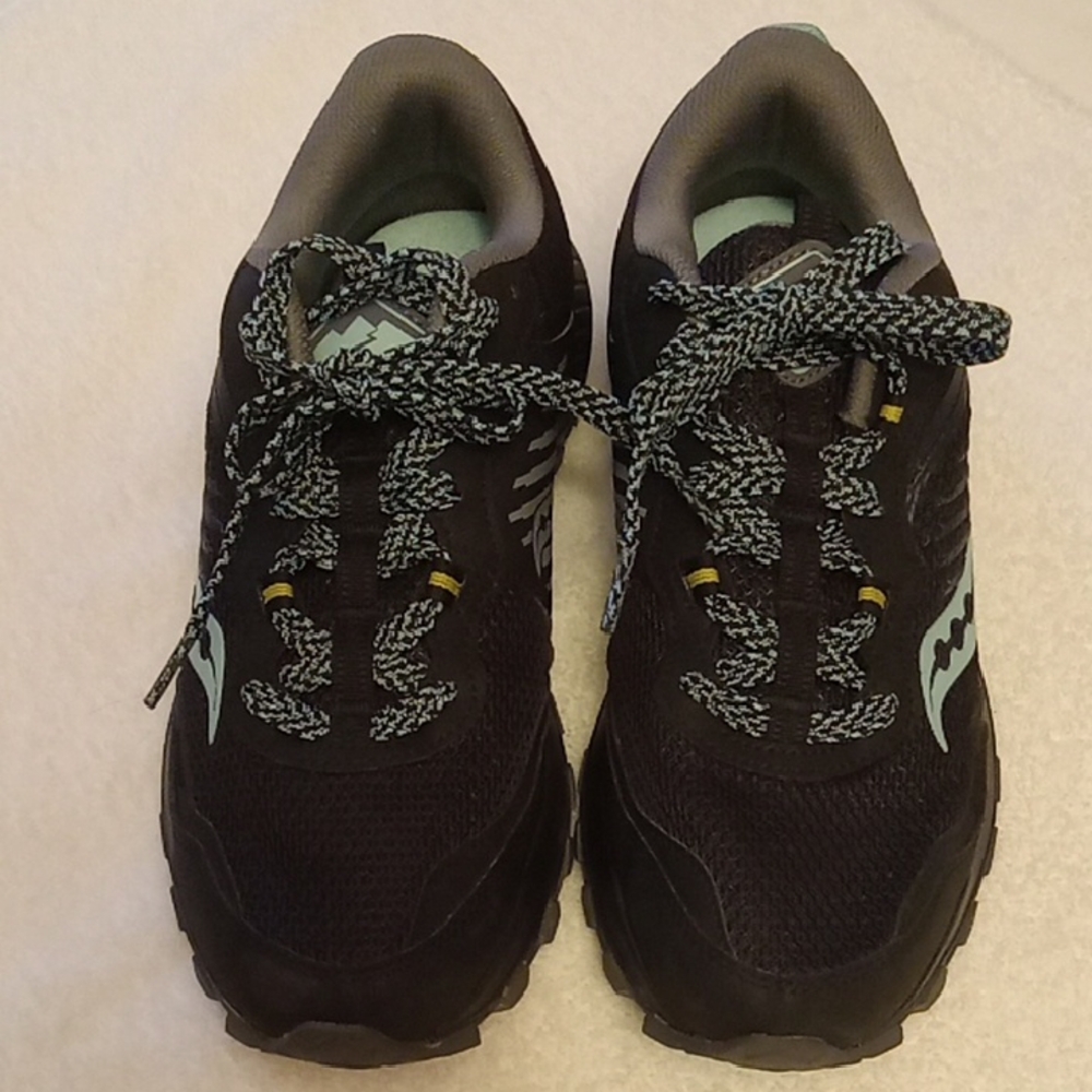Saucony Women's Black and Light Blue Excursion Trail Size 10 Shoes